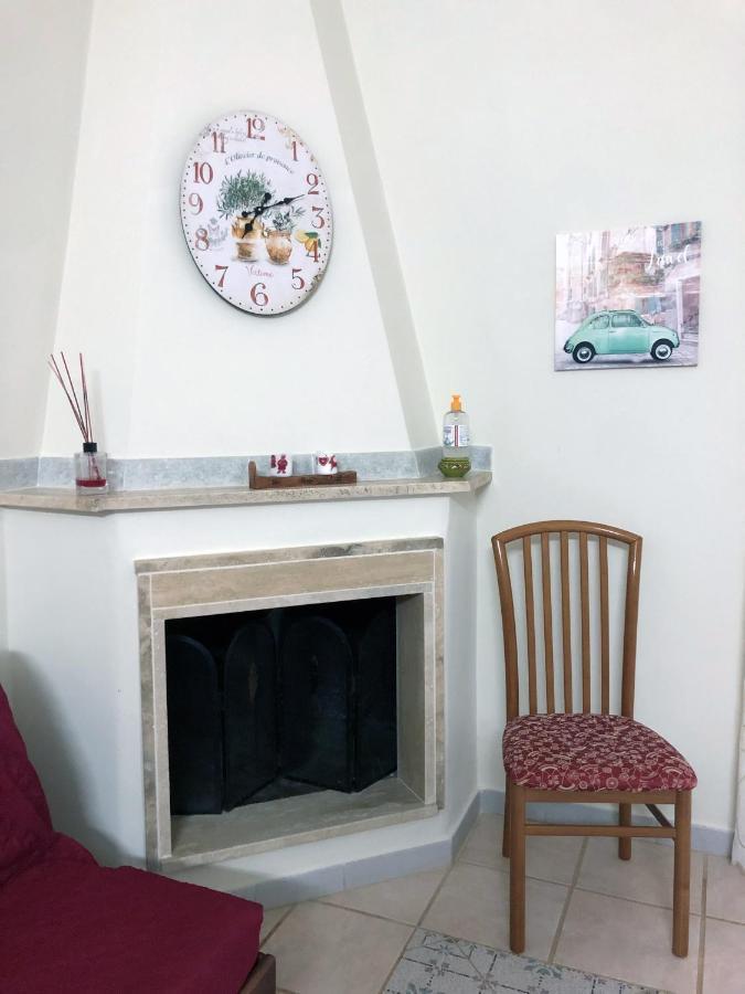 Villa da Annamaré à Montalbano  Extérieur photo